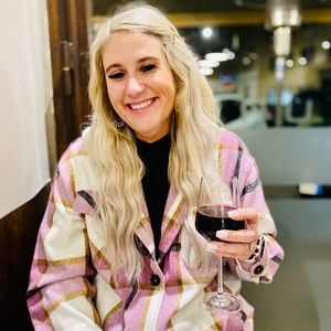 Meet your Posher, Kylee